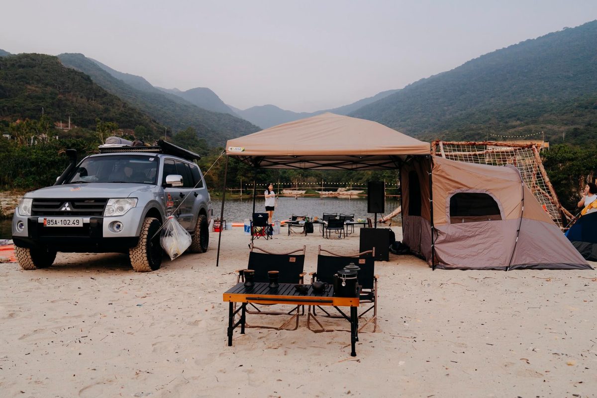 Được hỗ trợ vận chuyển dụng cụ, thiết bị cắm trại